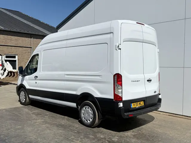 Ford Transit 350 2.0 TDCI 170PK L3H3 Airco Cruise Control Parkeersensoren Bluetooth Voorruitverwarmi...
