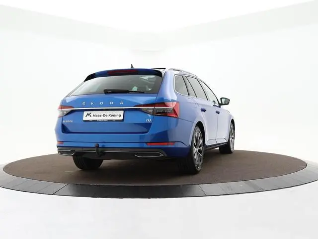 Skoda Superb Combi 1.4 TSI iV 218pk DSG Laurin & Klement · SOH 94,4% · Panoramadak · 360 Camera · In...