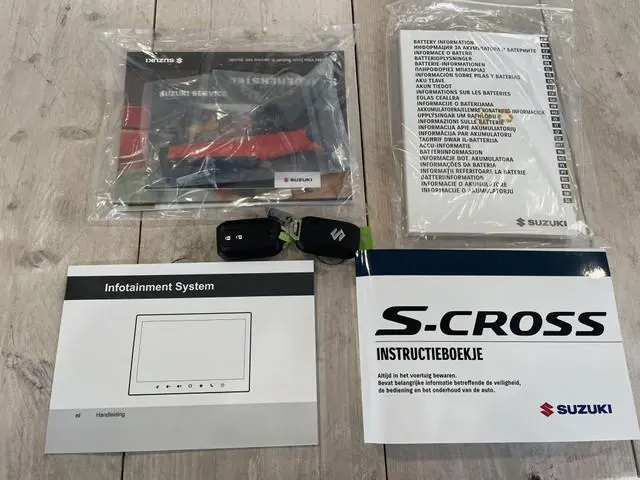 Suzuki S-Cross