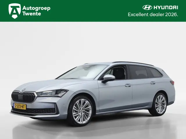 Skoda Superb Combi 1.5 TSI First Edition | Leder | Automaat | Panoramadak |
