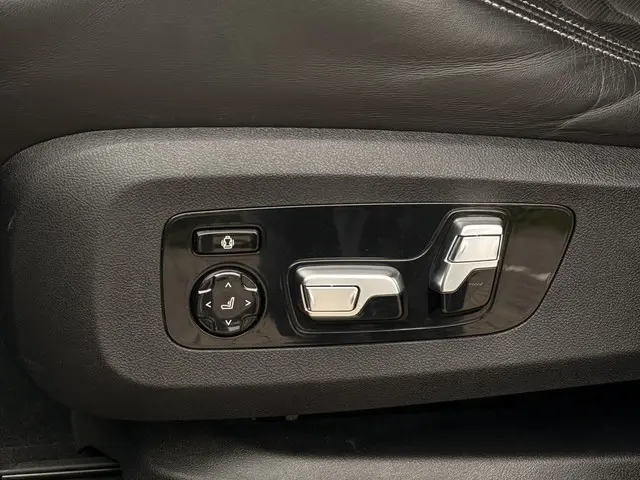 BMW X6 M Competition | BTW | Pano | Softclose | 360 Camera | Harman Kardon | Leder | Elect Trekhaak...