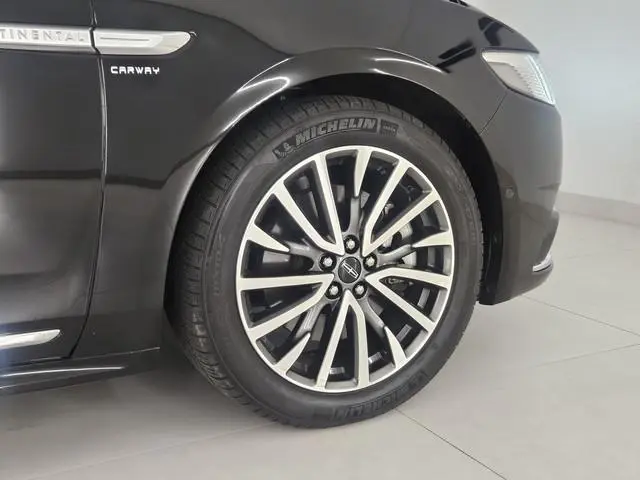 Lincoln Continental