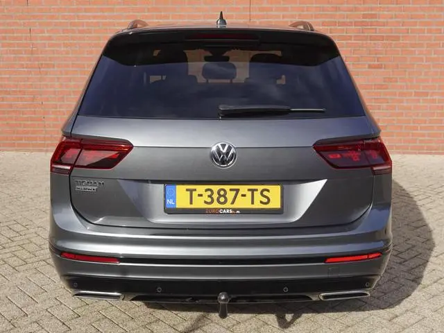 Volkswagen Tiguan Allspace 1.5 TSI DSG R-Line 7p. Navigatie Climate Control Lichtmetalen velgen DAB...