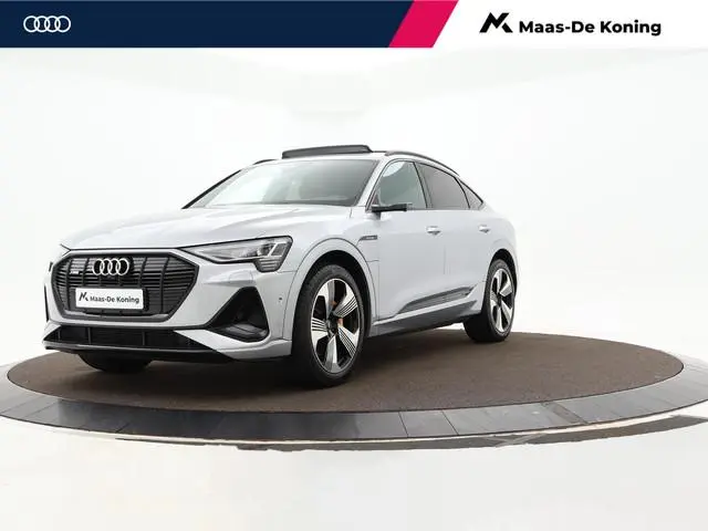 Audi e-tron Sportback 50 Quattro 313pk S Edition 71 kWh · Panoramadak · 360 Camera · Luchtvering · V...