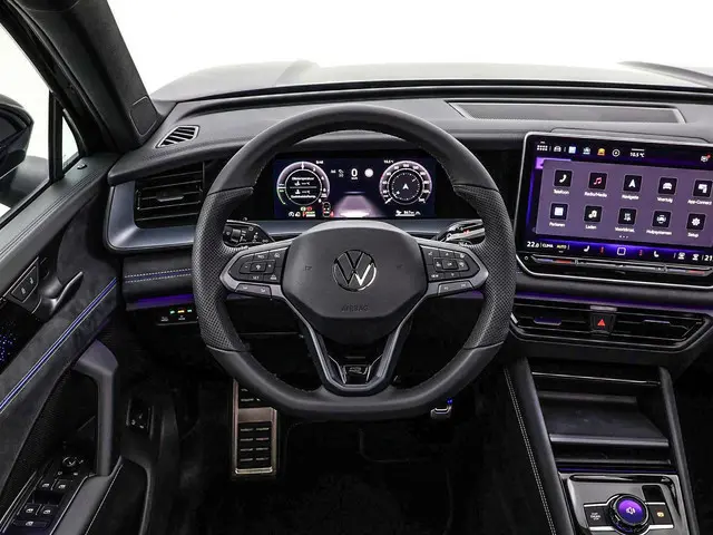 Volkswagen Tayron R-Line Edition 1.5 eHybrid 272 PK 6 versn. DSG · Black Style Pakket · Panoramaschu...