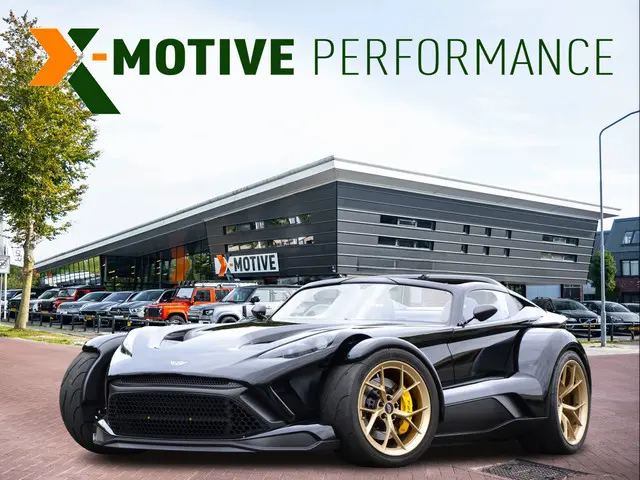 Donkervoort F22 2.5 | Airco | Lift | Exposed Carbon upgrade | Lightweight Forged LM | Tailor made in...