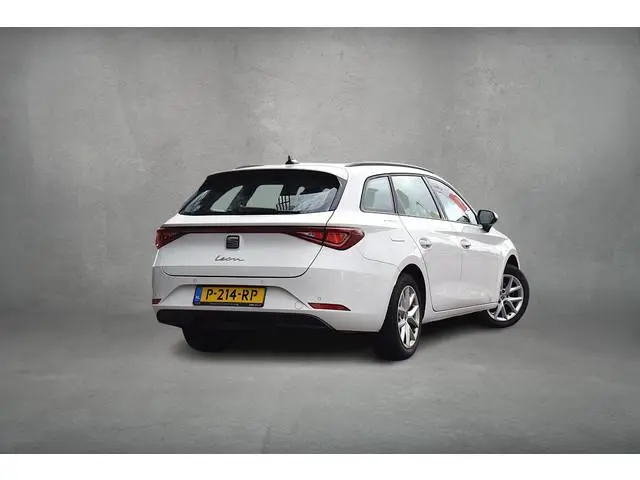 SEAT Leon Sportstourer 1.0 TSI Style | Apple CarPlay | Sportstoelen | Cruise | Climate