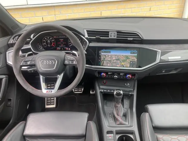 Audi RSQ3