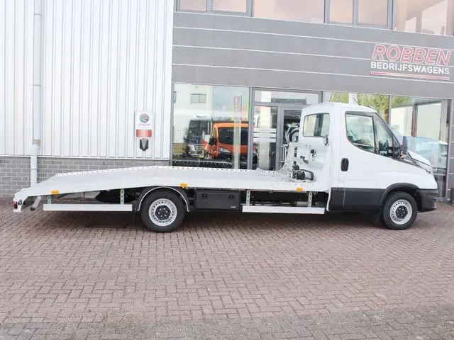 Iveco daily 35S18HA8 3.0 Oprijwagen / Autotransporter Aut. Trekh./Lier Nieuw
