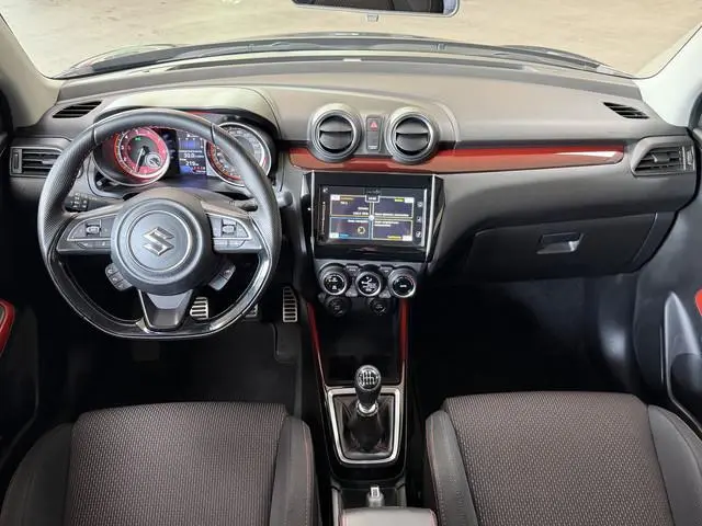 Suzuki Swift 1.4 Sport Smart Hybrid | Navi | 17"| ACC | Dodehoek | Carplay | Camera | 100% Onderhoud...