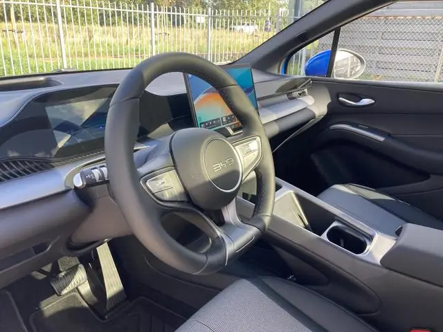 BYD DOLPHIN
