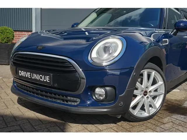 MINI Clubman 1.5 Cooper Chili Serious Business