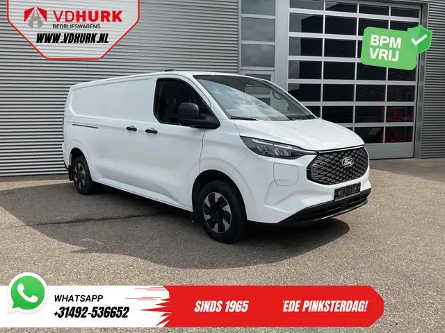 Ford E-Transit Custom L2 330 km WLTP LED/ Standkachel/ Stoelverw./ Snellader/ 2.3t Trekverm./ Carpla...