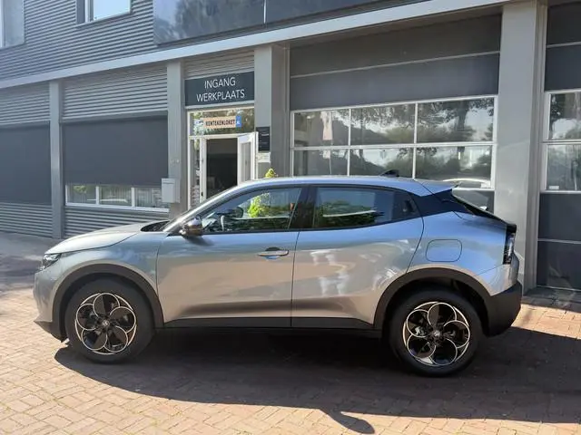 Alfa Romeo Junior
