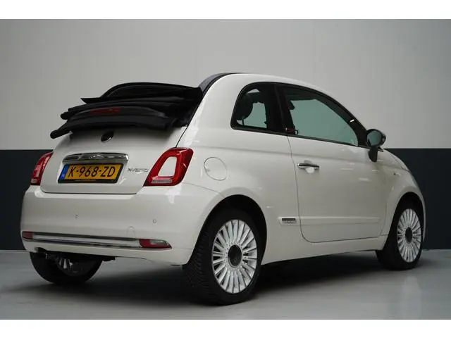Fiat 500 C 1.0 Hybrid Star | Navigatie | Apple Carplay | Climate control | Parkeersensoren | Half le...