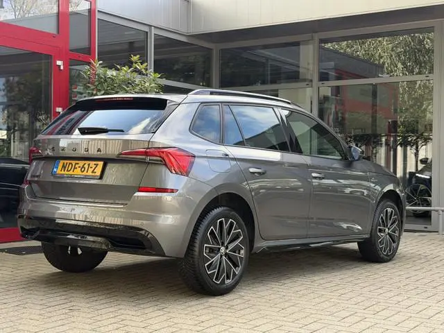 ŠKODA Kamiq TSI AUT. *!* MONTE CARLO *!* PANODAK/ RADAR/ TREKHAAK/ CARPLAY/ FULL LED *!*