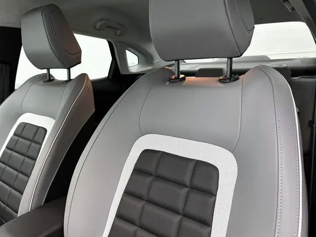 Citroën C4 X