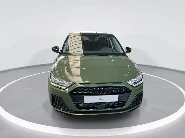 Audi A1 25 TFSI Advanced edition 95 PK · Parkeerhulp plus · Achteruitrijcamera · 3-spaaks sport mf+...