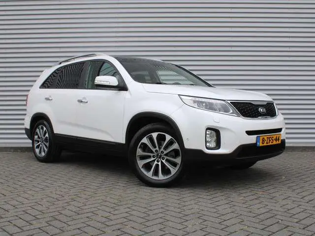 Kia Sorento 2.4 GDi ExecutiveLine | Schuifdak | Stoelverwarming + ventilatie | Elek. stoelverstellin...