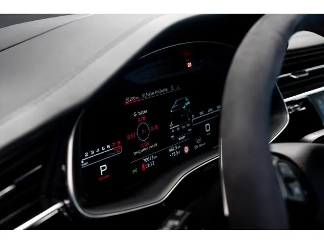 Audi RSQ8