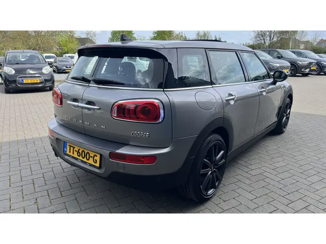 MINI Mini Clubman 1.5 One Business Edition / Airco-ecc / Navigatie / Panorama schuifdak / Leder / Cr...