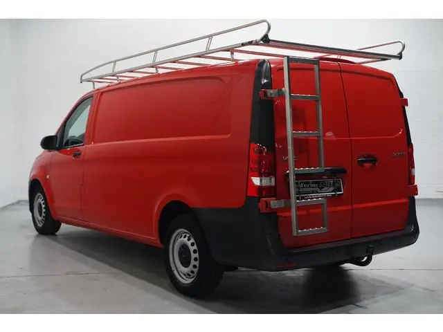 Mercedes-Benz Vito 114 CDI 136 pk Extra Lang Navi, Camera, Trekhaak NAP, Imperiaal met Trap, PDC V+A...