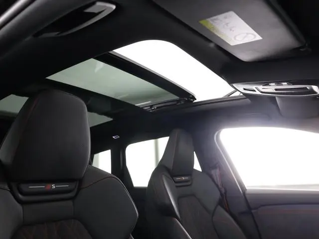 Audi SQ6 e-tron