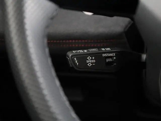 Audi SQ6 e-tron