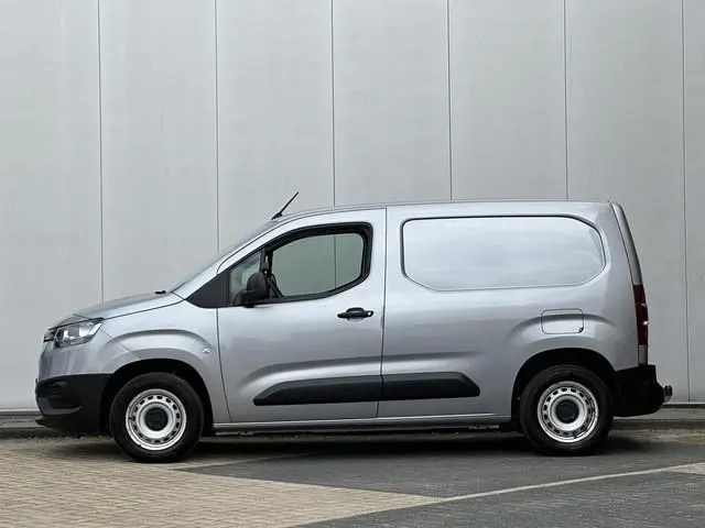 Toyota pro-ace