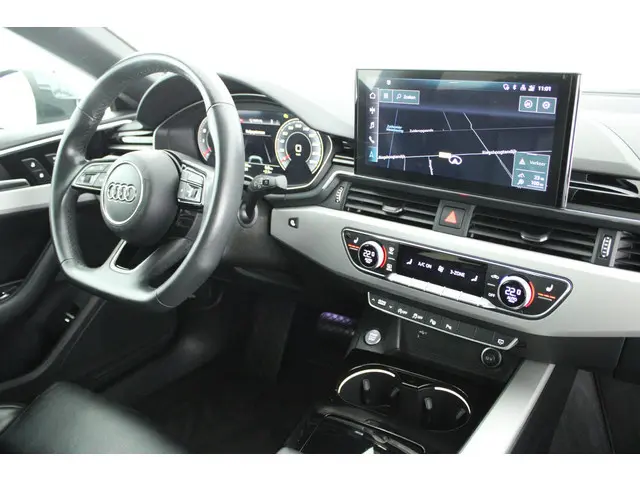 Audi A5 Sportback 35 TFSI 150pk S-Tronic Business Edition Leder Memory Stoelverwarming 360Camera Vir...