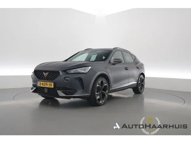 CUPRA Formentor 1.4 e-Hybrid VZ Performance | Rijklaar! | Adapt. Cruise | Camera + PDC | Stoel- Stuu...