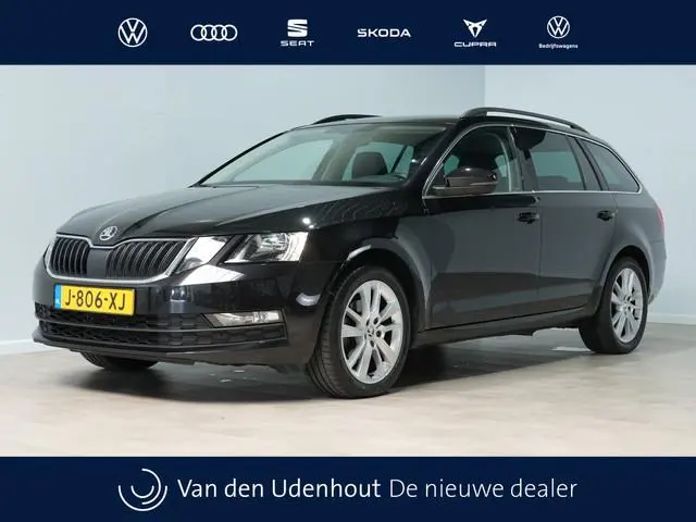 ŠKODA Octavia Combi 1.5 TSI DSG Greentech Business Ed. | Trekhaak | Navigatie | Android/Carplay | St...