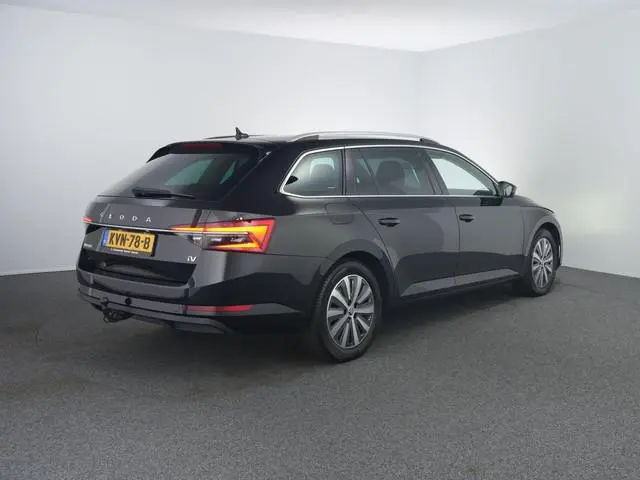 Skoda Superb Combi 1.4 TSI iV Business Edition Plus | Trekhaak | DCC | Stoel/stuurverwarming | ACC |...