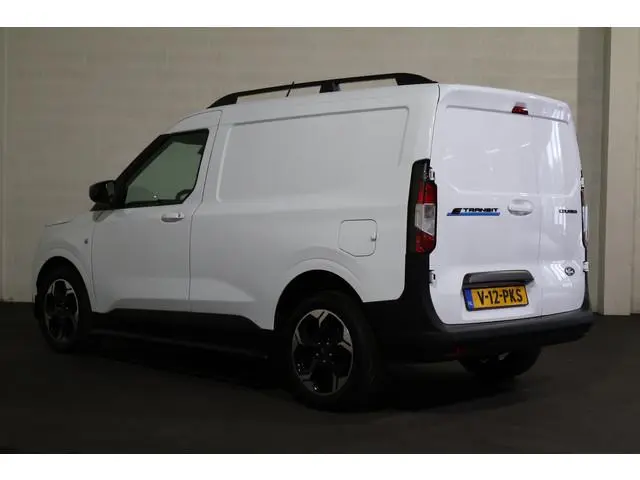 Ford E-Transit Courier
