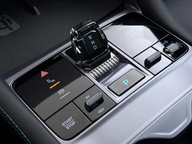BYD SEAL U