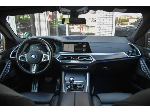 BMW X6 xDrive40i High Executive M-Sport Pano Head-Up