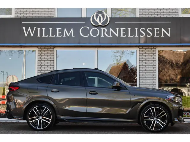BMW X6 xDrive40i High Executive M-Sport Pano Head-Up