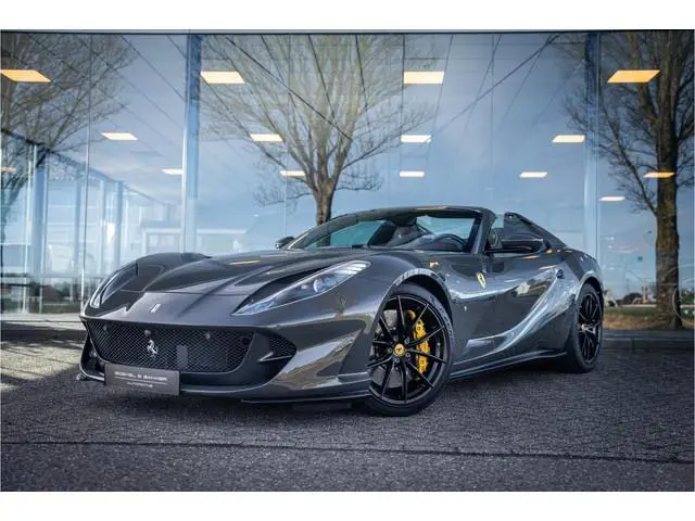 Ferrari 812 GTS