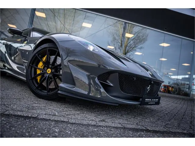 Ferrari 812 GTS