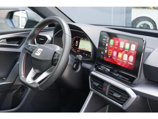 SEAT Leon Sportstourer 1.5 eTSI FR Business Intense * DEALER ONDERHOUDEN * + CAMERA / KEYLESS / ELEK...