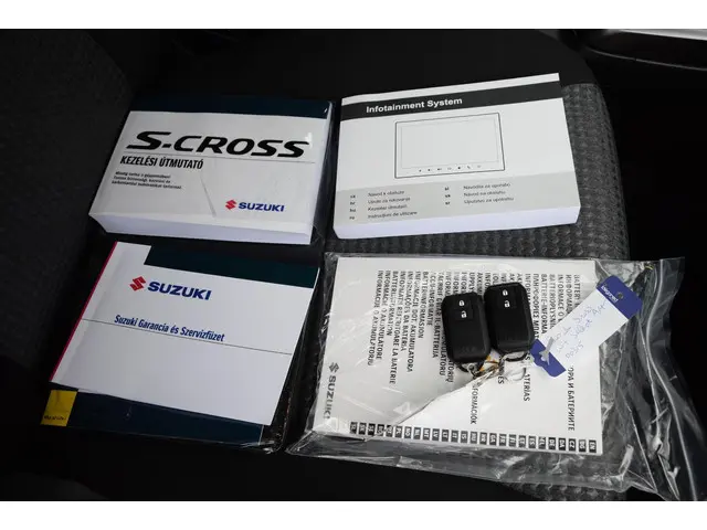 Suzuki S-Cross