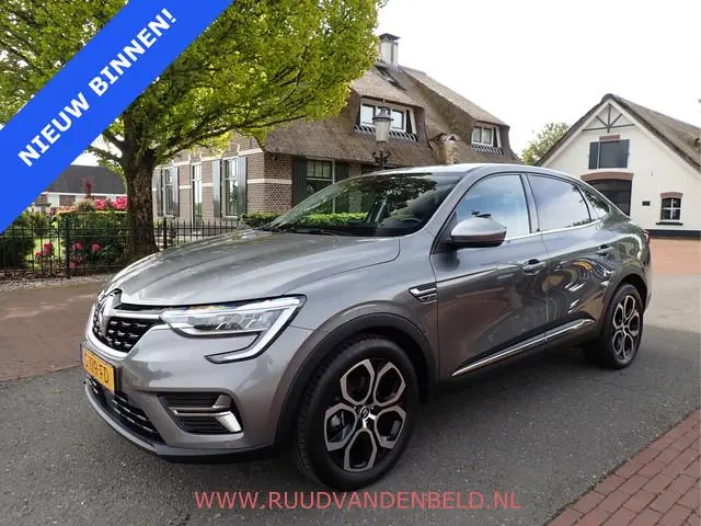 Renault Arkana 1.6 E-Tech HYBRID TECHNO / CARPLAY / ACC / CAMERA / PDC 