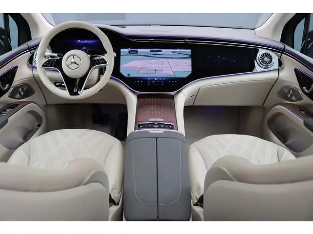 Mercedes-Benz EQS SUV 450+ AMG Line 108 kWh | Luchtvering | Hyperscreen | Achterasbesturing | Massag...