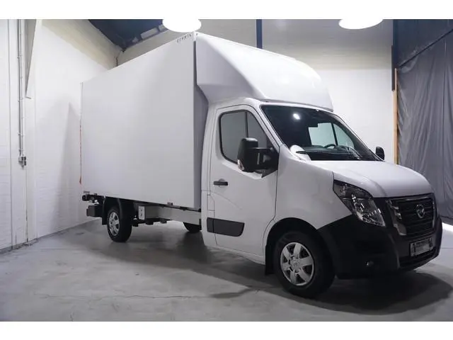 Nissan Interstar