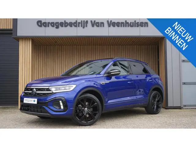Volkswagen T-Roc 1.5 TSI 150pk DSG 2x R-Line & Black Style Pano.Dak 19inch LM IQ Light Virtual Cockp...