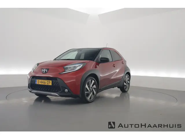 Toyota Aygo X 1.0 VVT-i MT Envy | Rijklaar! | Navi | Apple CarPlay | Adapt. Cruise | Camera | 18''