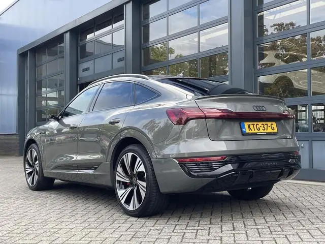 Audi Q8 e-tron