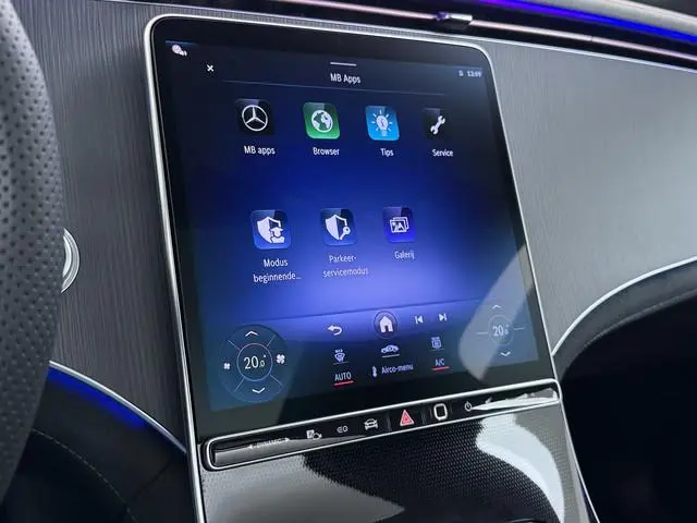 Mercedes-Benz EQE