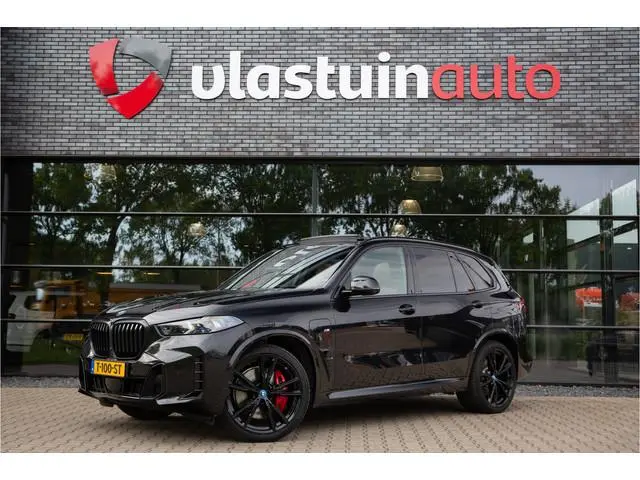 BMW X5 xDrive50e Launch Edition M-Sport Pro , Panoramadak, Trekhaak, Carbon, Massage, Softclose, Las...