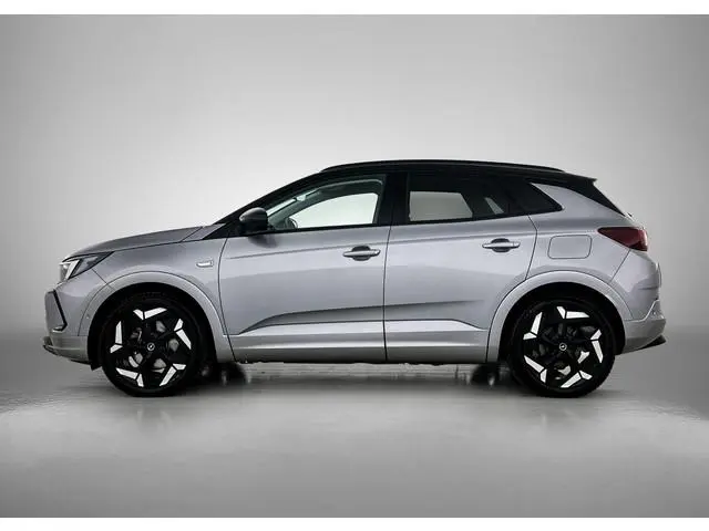 Opel Grandland 1.6 Turbo Plug-In Hybrid 4x4 GSe | 300PK! Stoel & Stuurverwarming | Matrix Verlichtin...
